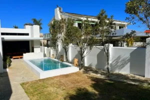 Bikini House holiday accommodation in Hermanus